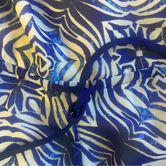 Adelyn Rae Blue Patterned Halter Romper EUC S - Picture 5 of 6